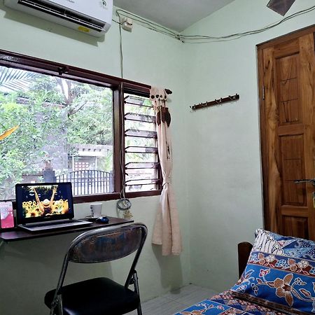 Ngampilan Backpacker Hostel Yogyakarta Dış mekan fotoğraf