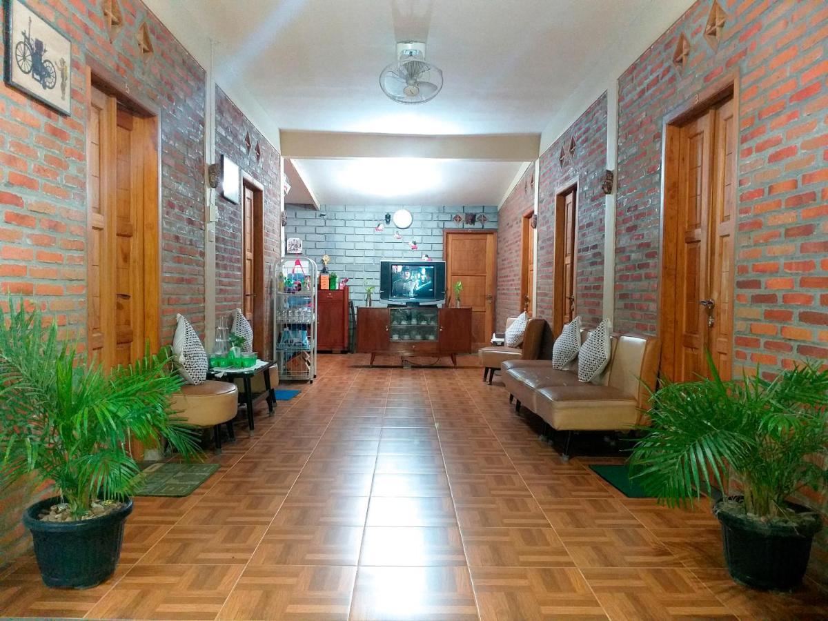 Ngampilan Backpacker Hostel Yogyakarta Dış mekan fotoğraf