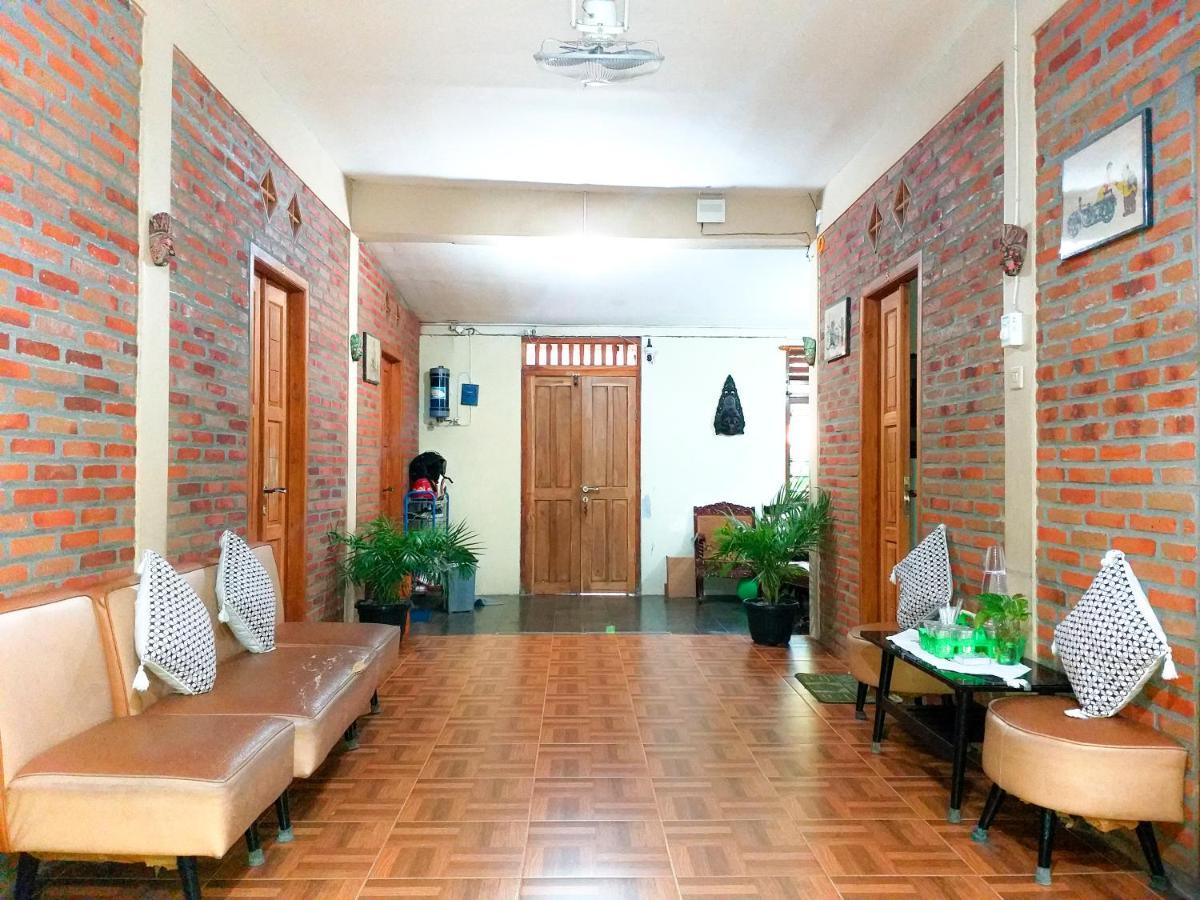Ngampilan Backpacker Hostel Yogyakarta Dış mekan fotoğraf