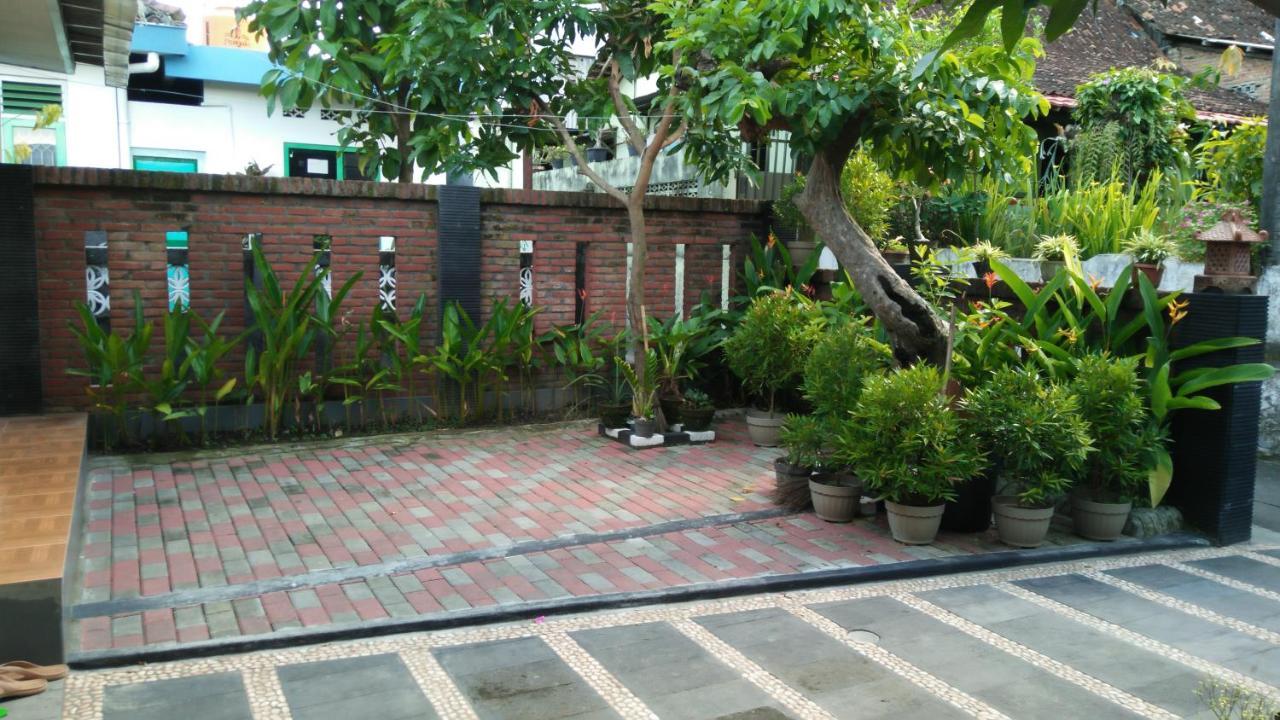 Ngampilan Backpacker Hostel Yogyakarta Dış mekan fotoğraf