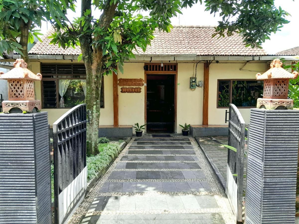 Ngampilan Backpacker Hostel Yogyakarta Dış mekan fotoğraf