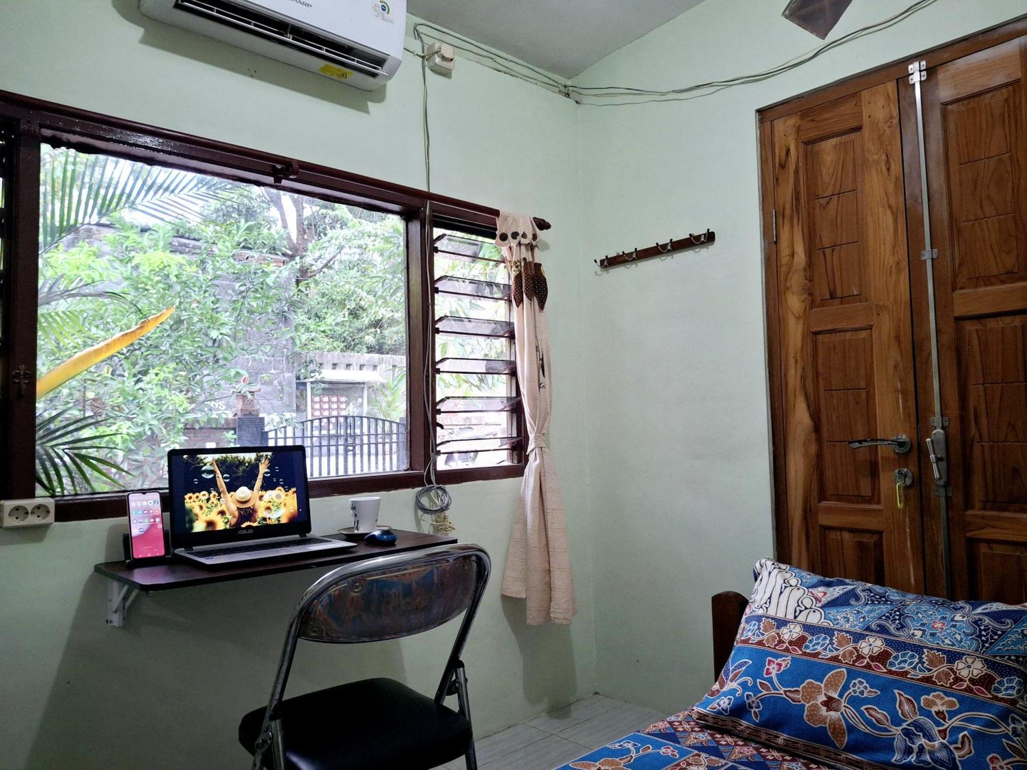 Ngampilan Backpacker Hostel Yogyakarta Dış mekan fotoğraf