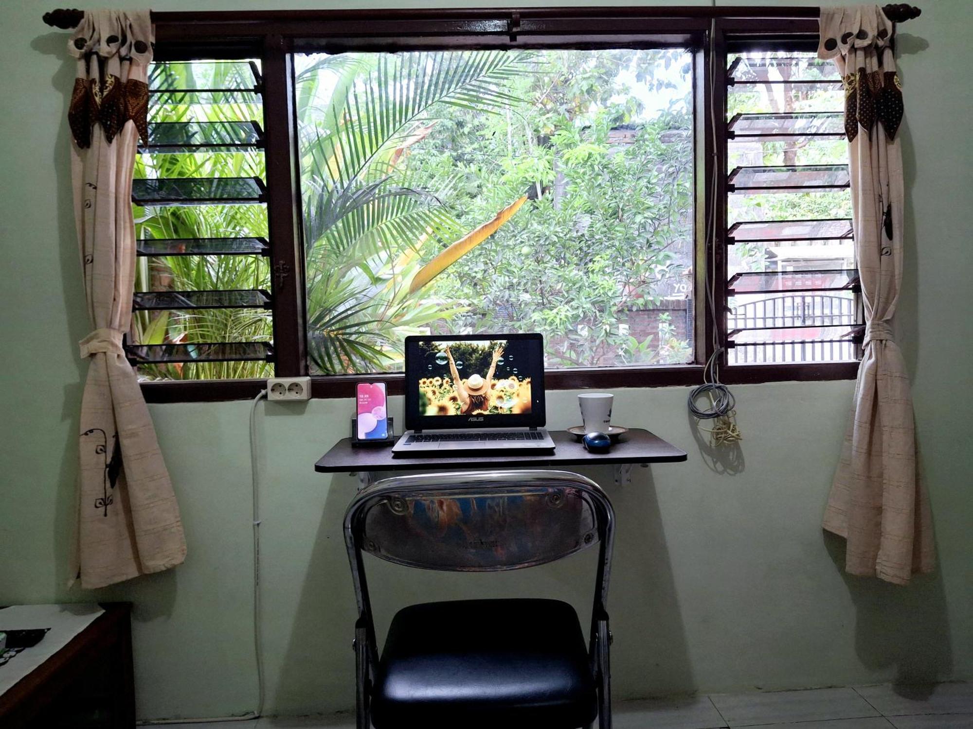 Ngampilan Backpacker Hostel Yogyakarta Dış mekan fotoğraf