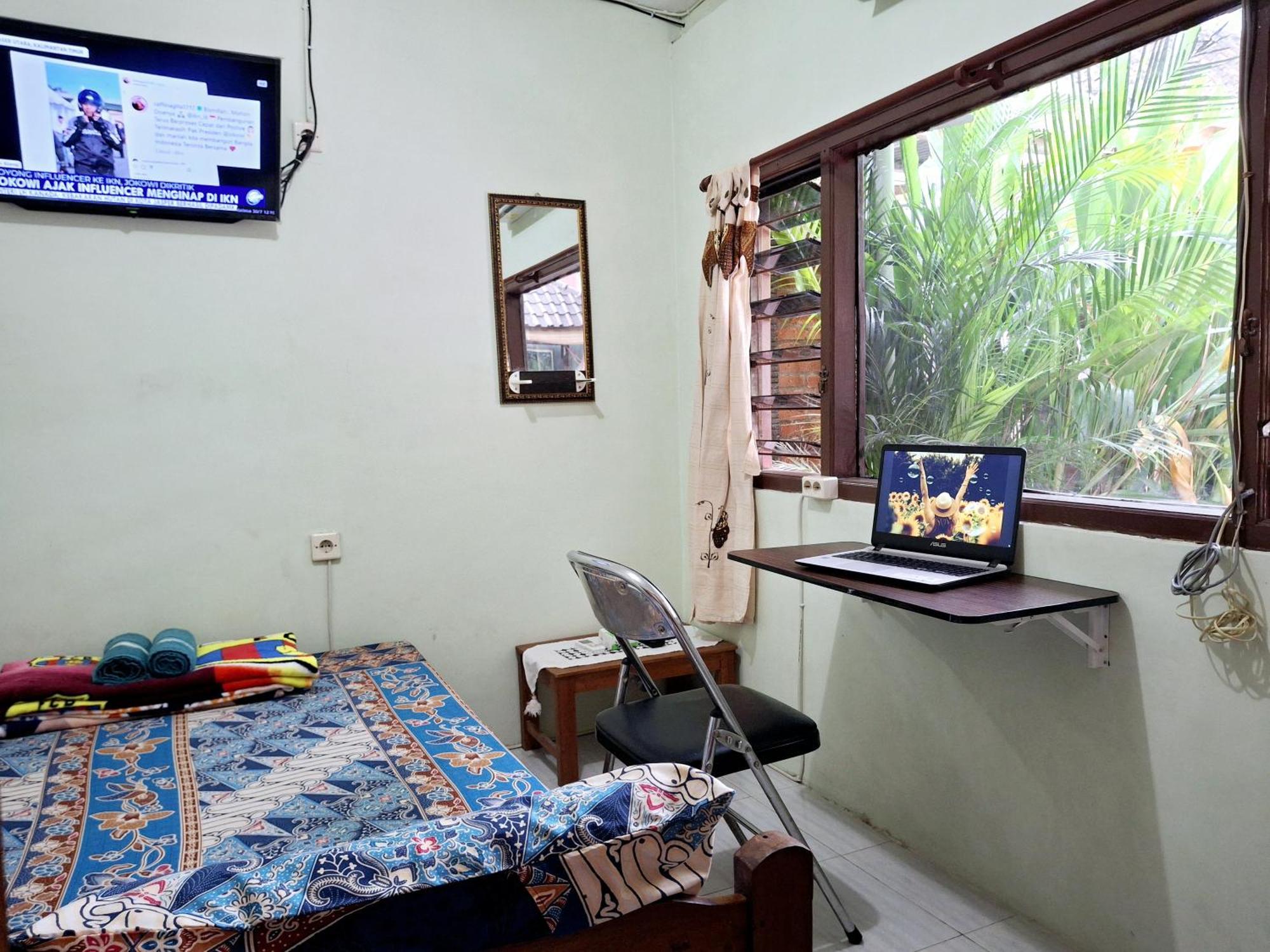 Ngampilan Backpacker Hostel Yogyakarta Dış mekan fotoğraf