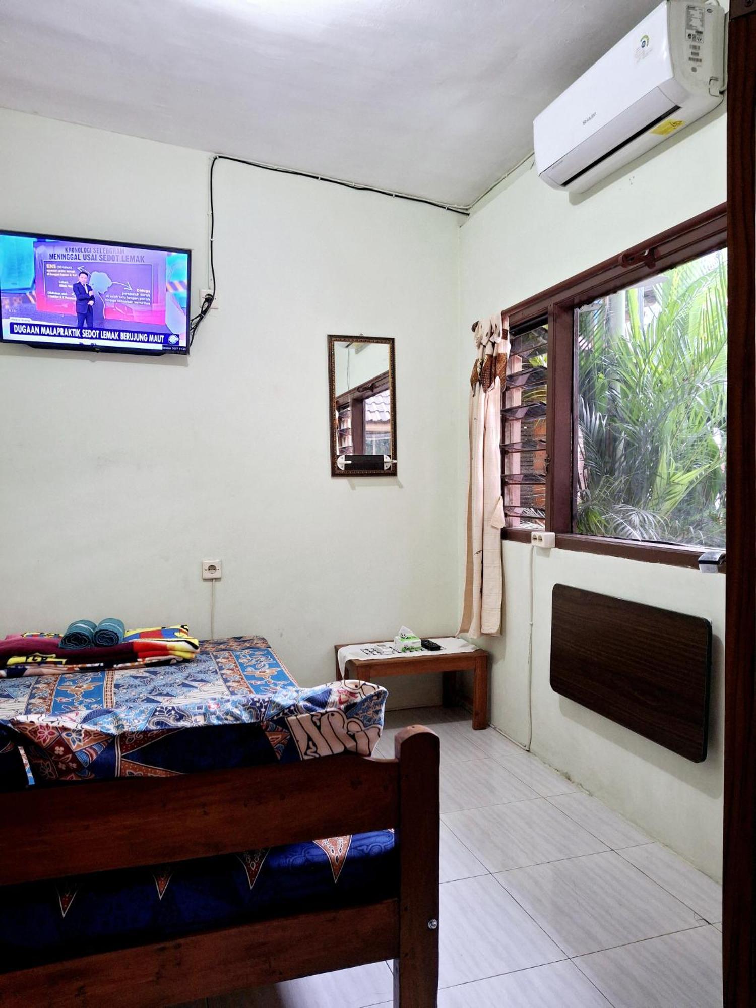 Ngampilan Backpacker Hostel Yogyakarta Dış mekan fotoğraf